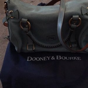 Dooney & Bourke